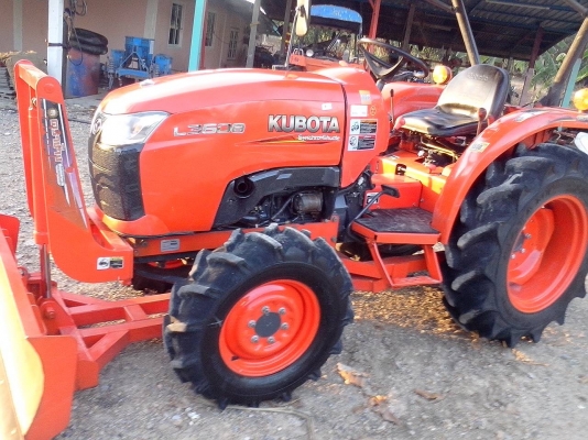 ขายรถไถคูโบต้า KUBOTA L 3608 (4WD) ขนาด 36 แรง ขายรถไถคูโบต้า KUBOTA L 3608 (4WD) ขนาด 36 แรง