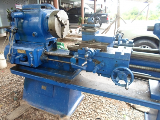 เครื่องกลึง 7 ฟุต หนัก 2 เพลา เกียร์บล็อก กลึงเกลียวได้  60,000