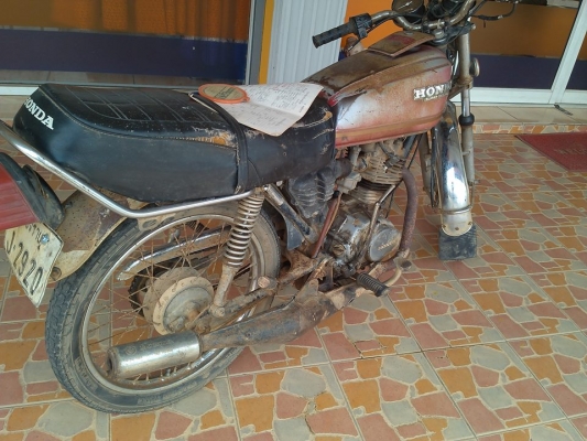 honda gl110 เดิมแห้ง ทะเบียน/โอน 9,500บาท.