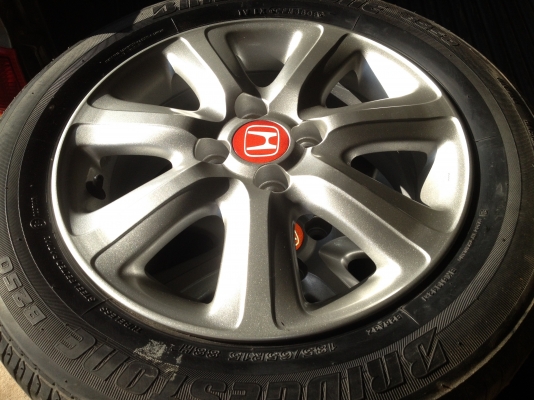 ขายล้อแม็กเดิม Honda พร้อมยางขอบ 15