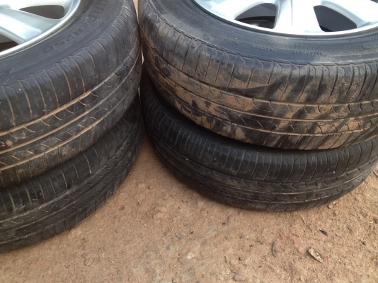 ขายล้อแม็กเดิม Honda พร้อมยางขอบ 15 ขายล้อแม็กเดิม Honda พร้อมยางขอบ 15