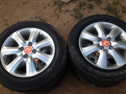 ขายล้อแม็กเดิม Honda พร้อมยางขอบ 15 ขายล้อแม็กเดิม Honda พร้อมยางขอบ 15