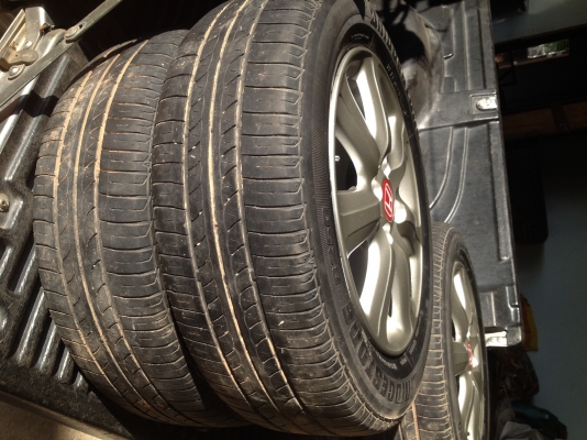 ขายล้อแม็กเดิม Honda พร้อมยางขอบ 15 ขายล้อแม็กเดิม Honda พร้อมยางขอบ 15