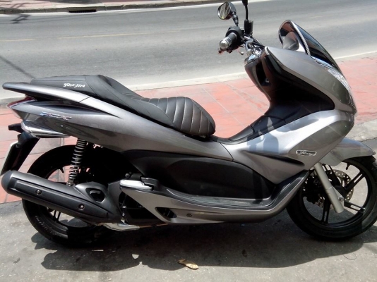 ขาย HONDA PCX 125 ตัวแรก ปี 53 สภาพเดิมๆ,มีรอยล้มด้านซ้ายตามรูป,เล่มพร้อมโอน