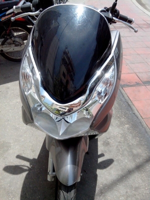 ขาย HONDA PCX 125 ตัวแรก ปี 53 สภาพเดิมๆ,มีรอยล้มด้านซ้ายตามรูป,เล่มพร้อมโอน ขาย HONDA PCX 125 ตัวแรก ปี 53 สภาพเดิมๆ,มีรอยล้มด้านซ้ายตามรูป,เล่มพร้อมโอน