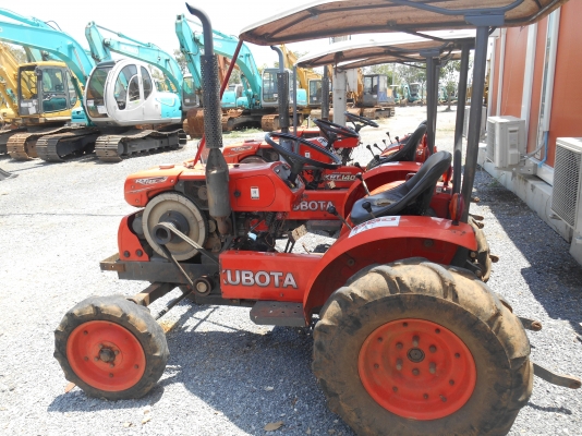 ขายรถไถนั่งขับ KRT140 สภาพดี ขายรถไถนั่งขับ KRT140 สภาพดี