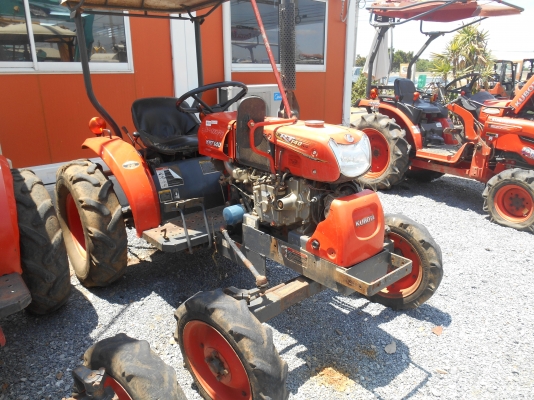 ขายรถไถนั่งขับ KRT140 สภาพดี ขายรถไถนั่งขับ KRT140 สภาพดี