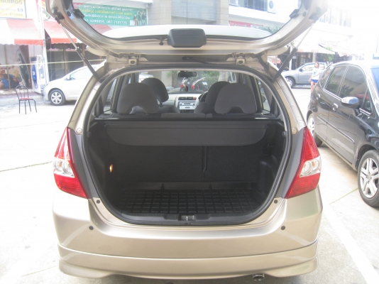 ขาย Honda Jazz ขาย Honda Jazz