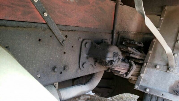 รถอีซูซุ 6 ล้อ  รั้ว ( ไม่ดั้ม )   FRR12FA  175 แรงม้า.  สนใจติดต่อ 081 - 6079515