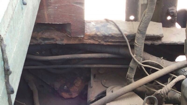 รถอีซูซุ 6 ล้อ  รั้ว ( ไม่ดั้ม )   FRR12FA  175 แรงม้า.  สนใจติดต่อ 081 - 6079515