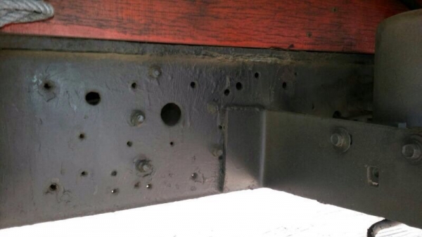 รถอีซูซุ 6 ล้อ  รั้ว ( ไม่ดั้ม )   FRR12FA  175 แรงม้า.  สนใจติดต่อ 081 - 6079515