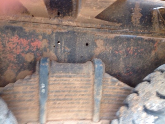 รถอีซูซุ 10 ล้อ ท้ายลาด 240 แรงม้า ( ขาวทำฟ้า )   สนใจติดต่อ 081 - 6079515