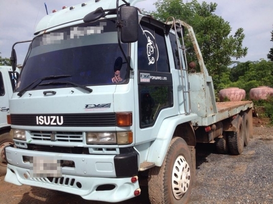 รถอีซูซุ 10 ล้อ ท้ายลาด 240 แรงม้า ( ขาวทำฟ้า )   สนใจติดต่อ 081 - 6079515