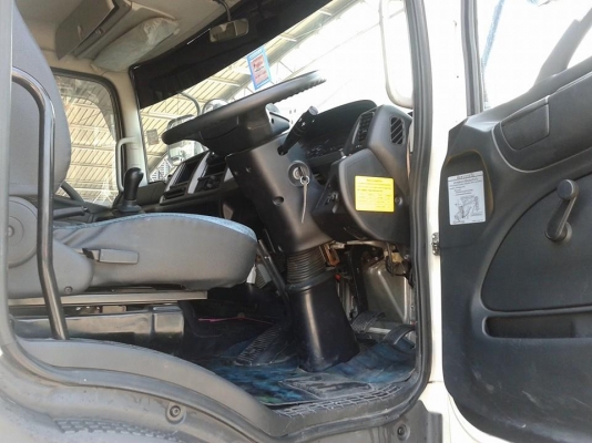 ขายรถบรรทุก HINO FG ตู้ 10 บาน 212 แรงม้า เครื่องคอมมอนเรล ยาว 7.20 เมตร จดทะเบียน ปี 2555 รถสวย ภายในตู้สวย สนใจโทร 081-4825911 คุณ พิมพ์ใจ 085-0097969 คุณ รุ่ง