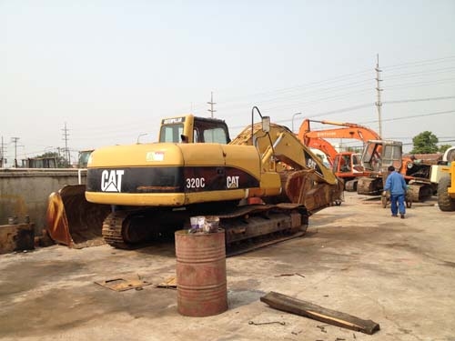 รถแบคโฮมือสอง CAT 320D สภาพรถเยี่ยม 090-268-2646