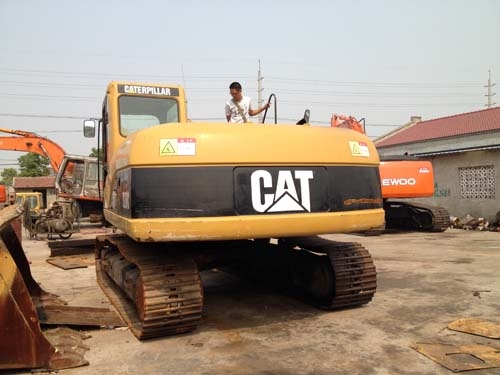 รถแบคโฮมือสอง CAT 320D สภาพรถเยี่ยม 090-268-2646