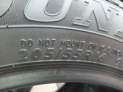 ยาง Dunlop 205/55/16 ปี 12 ยาง Dunlop 205/55/16 ปี 12