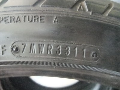 ยาง Dunlop 195/45/16 ปี 11 ยาง Dunlop 195/45/16 ปี 11