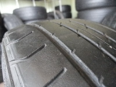 ยาง Dunlop 195/45/16 ปี 11 ยาง Dunlop 195/45/16 ปี 11