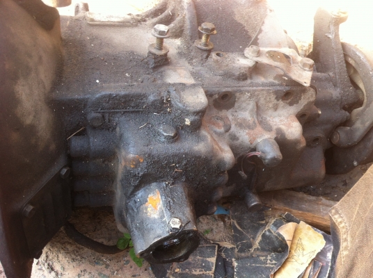 ขายเครื่องยนต์ ISUZU 6ฺBB1   145 แรงม้า พร้อมเกียร์ TX