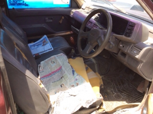 ขายรถกระบะตอนเดียว อีซูซุ มังกร เครื่องเดิมฝาทอง 90 แรงม้า เกียร์ธรรมดา ภายในเดิม เบาะขาด แอร์มีไม่ไดัใช้ ตัวถังเดิม สีซีด คัสซีดามซ้ายขวา มีผุบ้าง ห้องเครื่องเดิม รถขับได้ปกติ ภาษีไม่ขาดต่อ ขายถูกครับ ขายรถกระบะตอนเดียว อีซูซุ มังกร เครื่องเดิมฝาทอง 90 แรงม้า เกียร์ธรรมดา ภายในเดิม เบาะขาด แอร์มีไม่ไดัใช้ ตัวถังเดิม สีซีด คัสซีดามซ้ายขวา มีผุบ้าง ห้องเครื่องเดิม รถขับได้ปกติ ภาษีไม่ขาดต่อ ขายถูกครับ