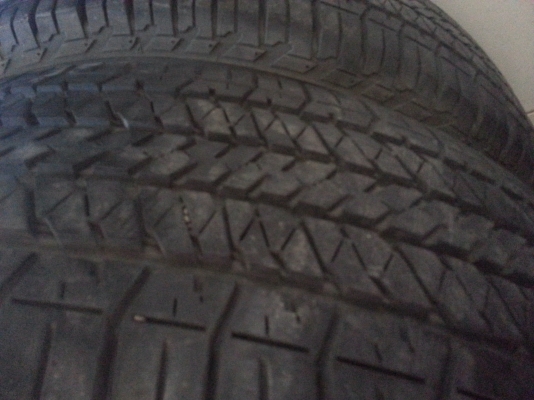 ขายยาง265/65/17     1ชุด7500