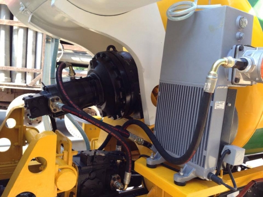 รับต่อรถโม่ปูน 4 คิว