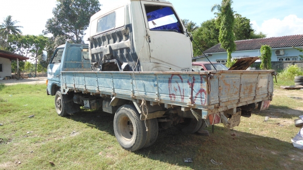 สวยๆถูกๆอีซูซุ KS 22 พวงมาลัยเพาเวอร์ เครื่อง 115 แรง ดั้มหัว เฉพาะรถครับ 220000 สวยๆถูกๆอีซูซุ KS 22 พวงมาลัยเพาเวอร์ เครื่อง 115 แรง ดั้มหัว เฉพาะรถครับ 220000