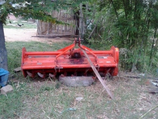 คูโบต้า  L 3408  อุปกรณ์ ครบ แถมตัวพ่วงท้าย  320,000 บาท