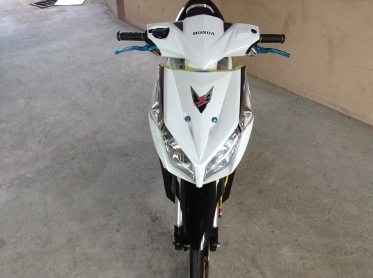 ขาย!!! ฮอนด้าคลิ๊กไอ ล้อแม็ก ปี52 รถเครื่องดีคับ ทะเบียนครบ ภาษี57