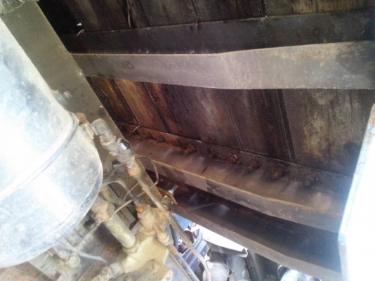 HINO F18 พื้นเรียบ1 เพลา ทะเบียน ม79