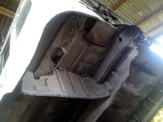 HINO F18 พื้นเรียบ1 เพลา ทะเบียน ม79