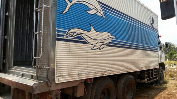 ฮีโน่ 10 ล้อ ( รถตู้เย็น ) FL226 220 แรงม้า  ติดต่อ 081 - 6079515