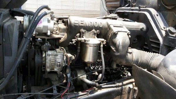 ฮีโน่ 10 ล้อ ( รถตู้เย็น ) FL226 220 แรงม้า  ติดต่อ 081 - 6079515