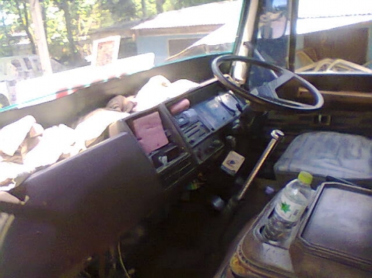 ขายหัวเก๋ง10ล้อHINO 4Dหัวนอก เจ้าของจะวางใหม่(ยกลงพรุ่งนี้) ขาย75,000 บาทยกขึ้นได้เลยครับ  ขายให้คุณอาร์ทบ้านไร่แล้วครับขอบคุณครับ