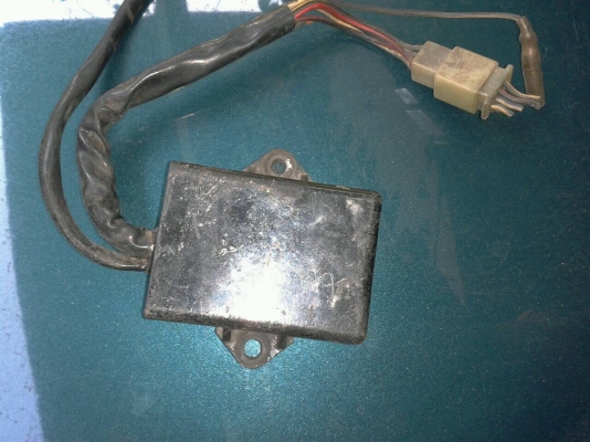 กล่องไฟ cdi  suzuki dr 750