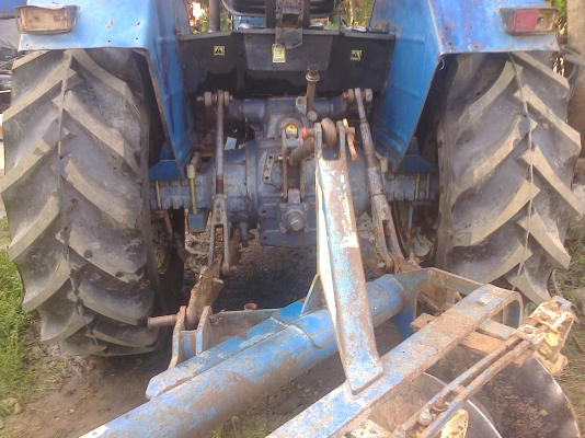 ขายฟอร์ด 6640  พร้อมทะเบียน  ดันหน้าหลี  หาง3CMT  พร้อมใช้งาน