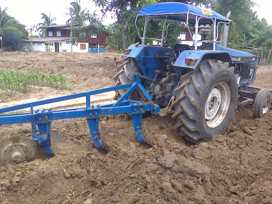 ขายฟอร์ด 6640  พร้อมทะเบียน  ดันหน้าหลี  หาง3CMT  พร้อมใช้งาน