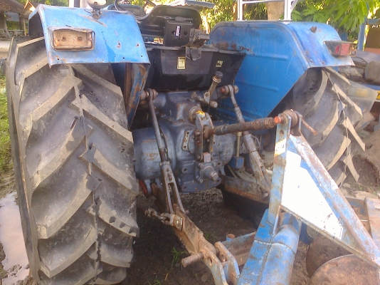 ขายฟอร์ด 6640  พร้อมทะเบียน  ดันหน้าหลี  หาง3CMT  พร้อมใช้งาน