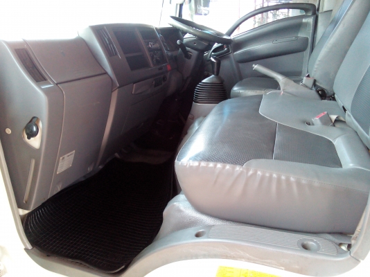 4 ล้อบรรทุก  *Euro.3*  ISUZU  NLR 130 แรงม้า+คอมมอนเรว *ยาว 3.20 ม.* รถสวยเดิม+สวยจริง *  รถห้างแท้  * เอกสารพร้อมโอน