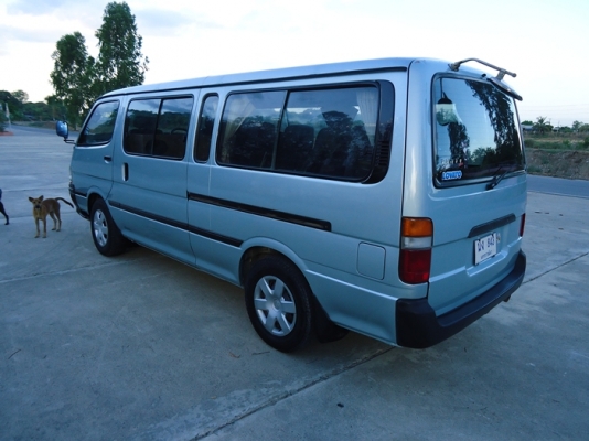 รถตู้  Toyota  hiace  เครื่อง 2 J vvti   แก๊ส lpg หัวฉีด ขับดี ประหยัด