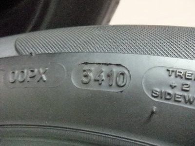 ยาง Michelin 195/60/15 ปี 10