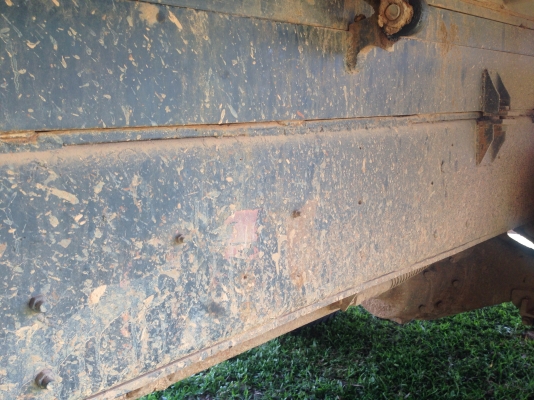 ISUZU ROCKY 210 HP 6SA1 สิบล้อดั๊มพ์ 2 เพลา กระบะดั๊มพ์ 12 ตันพื้นเหล็กฝาข้างไม้สภาพดีพร้อมบรรทุกได้เลย เครื่องแห้งแรงดี ช่วงล่างคัชซีสวยไม่มีผุไม่มีบวม ยางสภาพดี 10 เส้นประมาณ 60\% พร้อมบรรทุก เอกสารเล่มทะเบียนชุดโอนครบพร้อมโอน ราคาต่อรองได้ครับ ISUZU ROCKY 210 HP 6SA1 สิบล้อดั๊มพ์ 2 เพลา กระบะดั๊มพ์ 12 ตันพื้นเหล็กฝาข้างไม้สภาพดีพร้อมบรรทุกได้เลย เครื่องแห้งแรงดี ช่วงล่างคัชซีสวยไม่มีผุไม่มีบวม ยางสภาพดี 10 เส้นประมาณ 60\% พร้อมบรรทุก เอกสารเล่มทะเบียนชุดโอนครบพร้อมโอน ราคาต่อรองได้ครับ