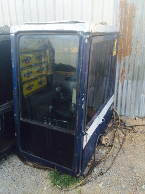 ขายด่วนหัวเก๋ง komatsu 120-3 สภาพพร้อมใช้