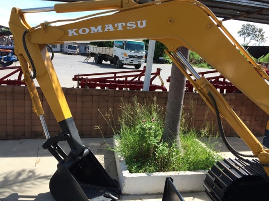 ขายด่วนรถแบคโฮ komatsu pc 15-5 เก่านอก สภาพเยี่ยม ราคาถูก ขายด่วนรถแบคโฮ komatsu pc 15-5 เก่านอก สภาพเยี่ยม ราคาถูก