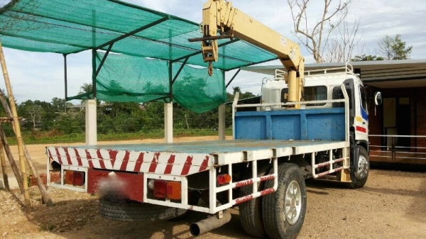 รถฮีโน่ 6 ล้อ พื้นเรียบ ( ติดเครน 3 ตัน ) 220 แรงม้า ปี 48 ( รถวิ่ง 6x,xxx กม. ) สนใจติดต่อ 081 - 6079515 รถฮีโน่ 6 ล้อ พื้นเรียบ ( ติดเครน 3 ตัน ) 220 แรงม้า ปี 48 ( รถวิ่ง 6x,xxx กม. ) สนใจติดต่อ 081 - 6079515