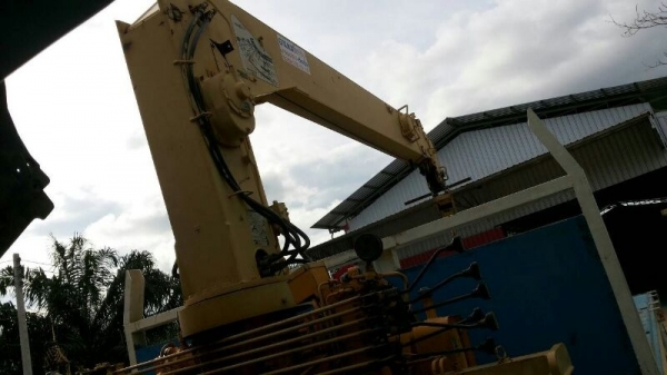 รถฮีโน่ 6 ล้อ พื้นเรียบ ( ติดเครน 3 ตัน ) 220 แรงม้า ปี 48 ( รถวิ่ง 6x,xxx กม. ) สนใจติดต่อ 081 - 6079515 รถฮีโน่ 6 ล้อ พื้นเรียบ ( ติดเครน 3 ตัน ) 220 แรงม้า ปี 48 ( รถวิ่ง 6x,xxx กม. ) สนใจติดต่อ 081 - 6079515