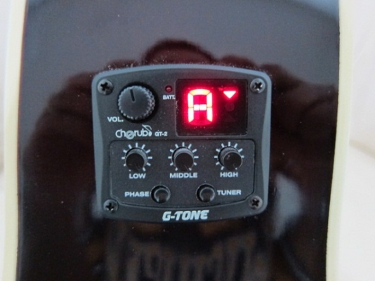 กีต้าร์โปร่งเว้าไฟฟ้า Vivid รุ่น V-121c สีซันเบิร์ส ของใหม่ EQ อย่างดี G-Tone GT-2 มีจูนเนอร์