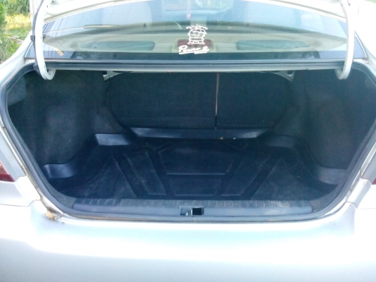 ขายอัลติสปี2004ตัวทอ๊ปเครื่อง1.8 vvti277000บาท