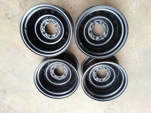 ขายกระทะผ่าขอบ15 หน้ากว้าง9นิ้ว 6รู139.7